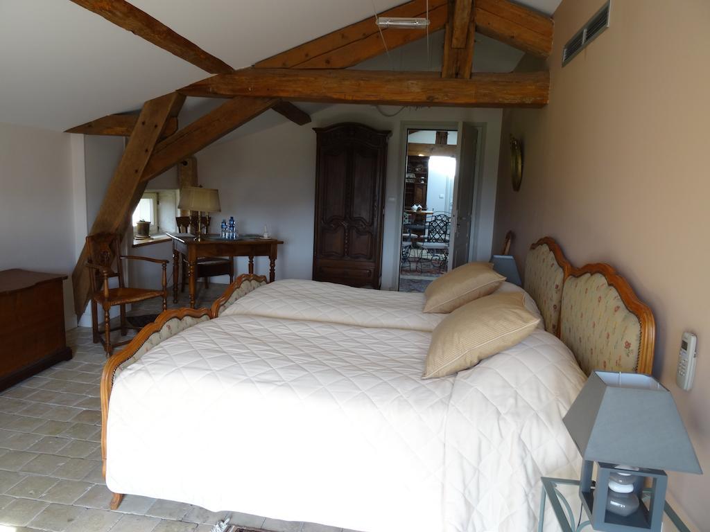 Prissé Gentilhommiere De Collonges B&B 객실 사진