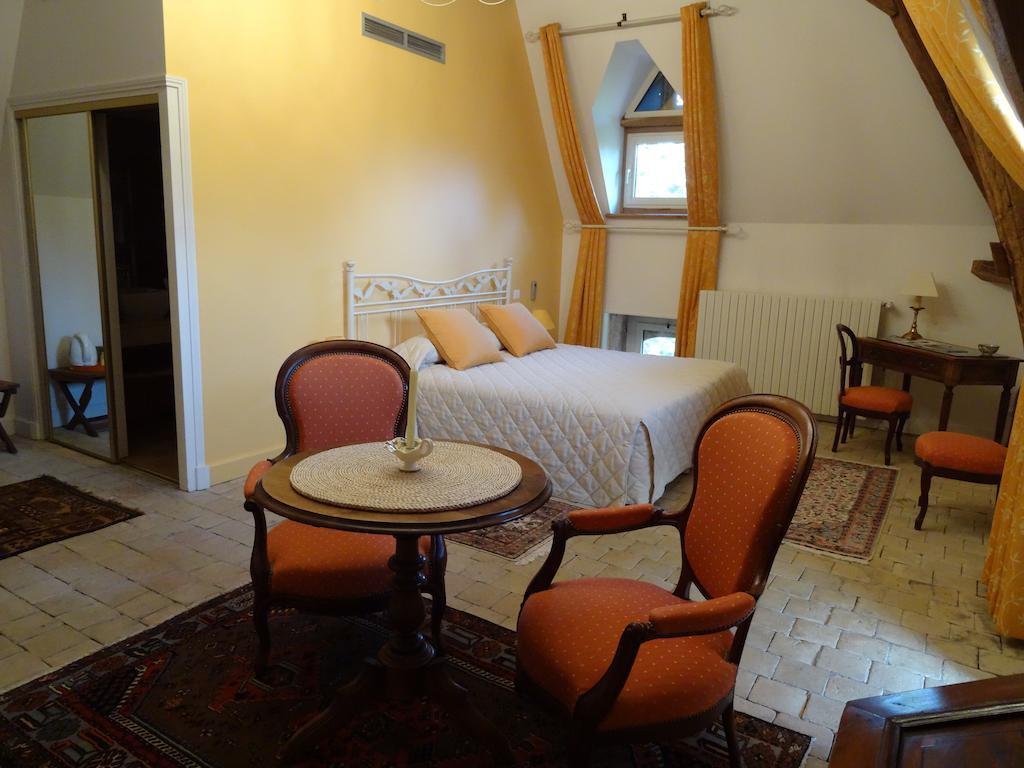 Prissé Gentilhommiere De Collonges B&B 객실 사진