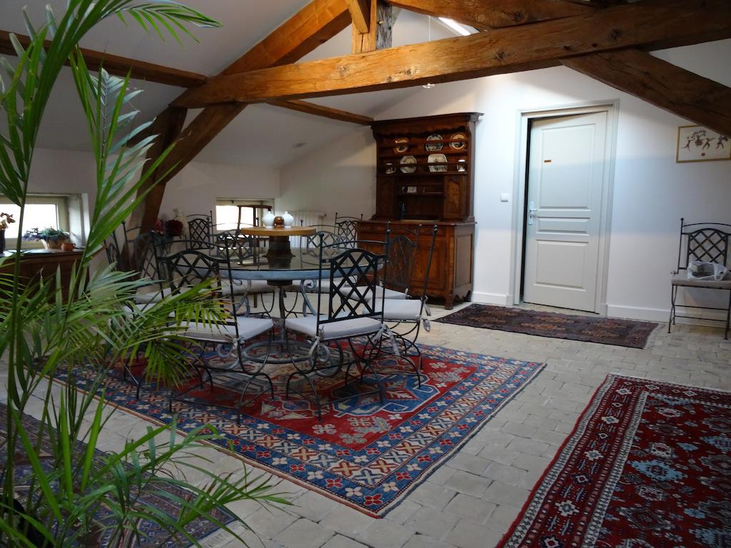 Prissé Gentilhommiere De Collonges B&B 외부 사진